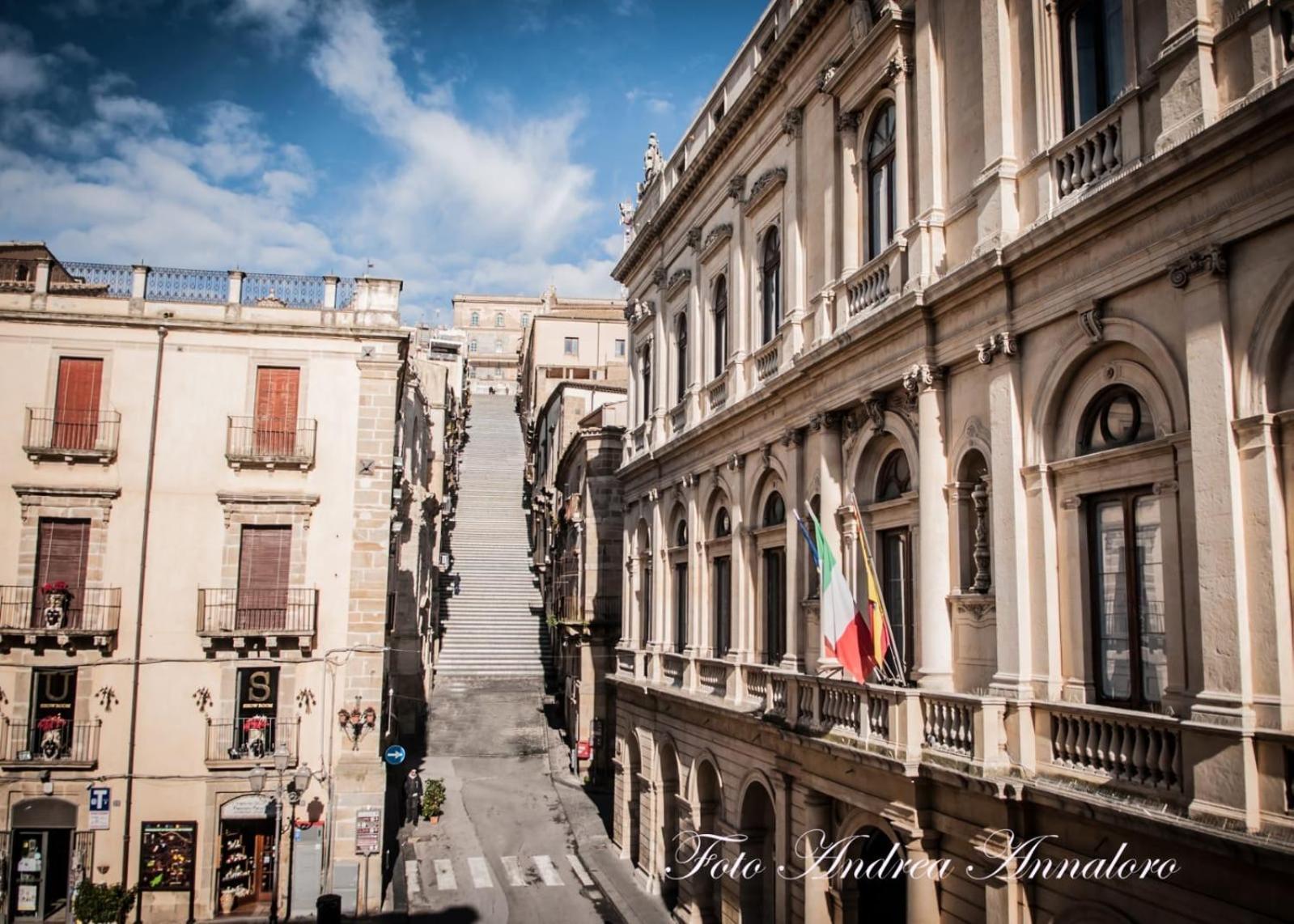 Al Quarantuno Lägenhet Caltagirone Exteriör bild
